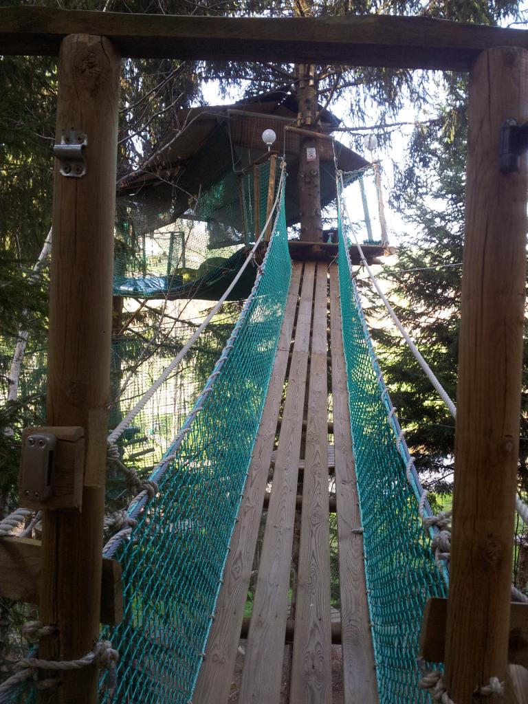 ACCÉS CABANE DANS LES ARBRES